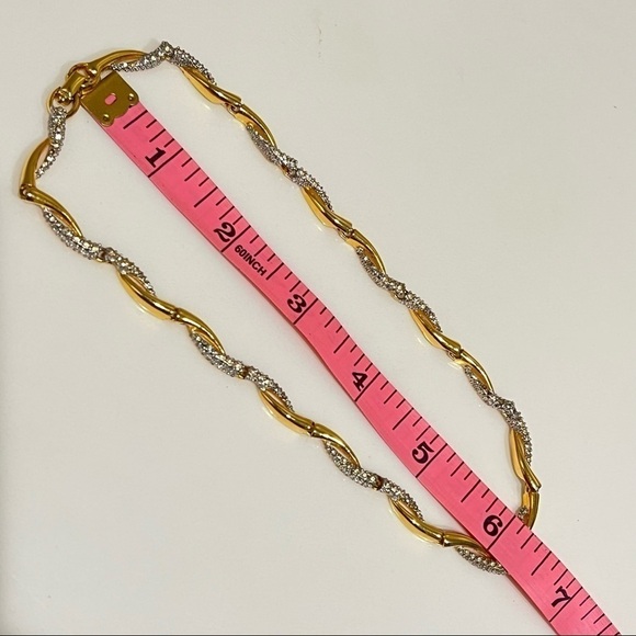 FO Fernando Original stamped vintage necklace sits at the base of neckline - Picture 6 of 7